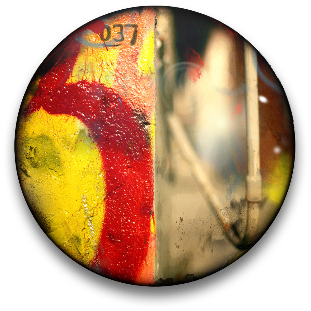 Oeuvre CIRCULAIRE 10. Technique mixte sur panneau de bois circulaire (photographie nocturne, travail numérique, peinture aérosol et époxy) par l'artiste visuel Pascal Normand.